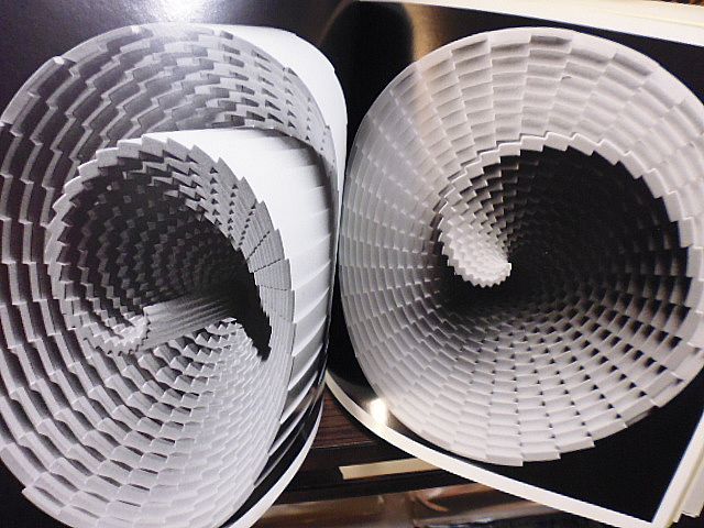 かたち、セリー　モランディーニ作品集　造形表現で最初の三次元構造を実現したマルチェロ・モランディーニの本格的作品集　編集・海上雅臣_画像7