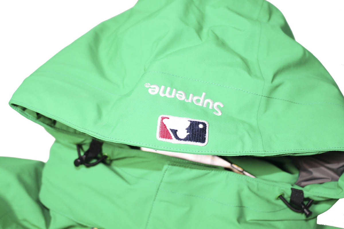 SUPREME NEW YORK YANKEES GORE TEX 700 FILL DOWN JACKET GREEN SIZE M_画像3