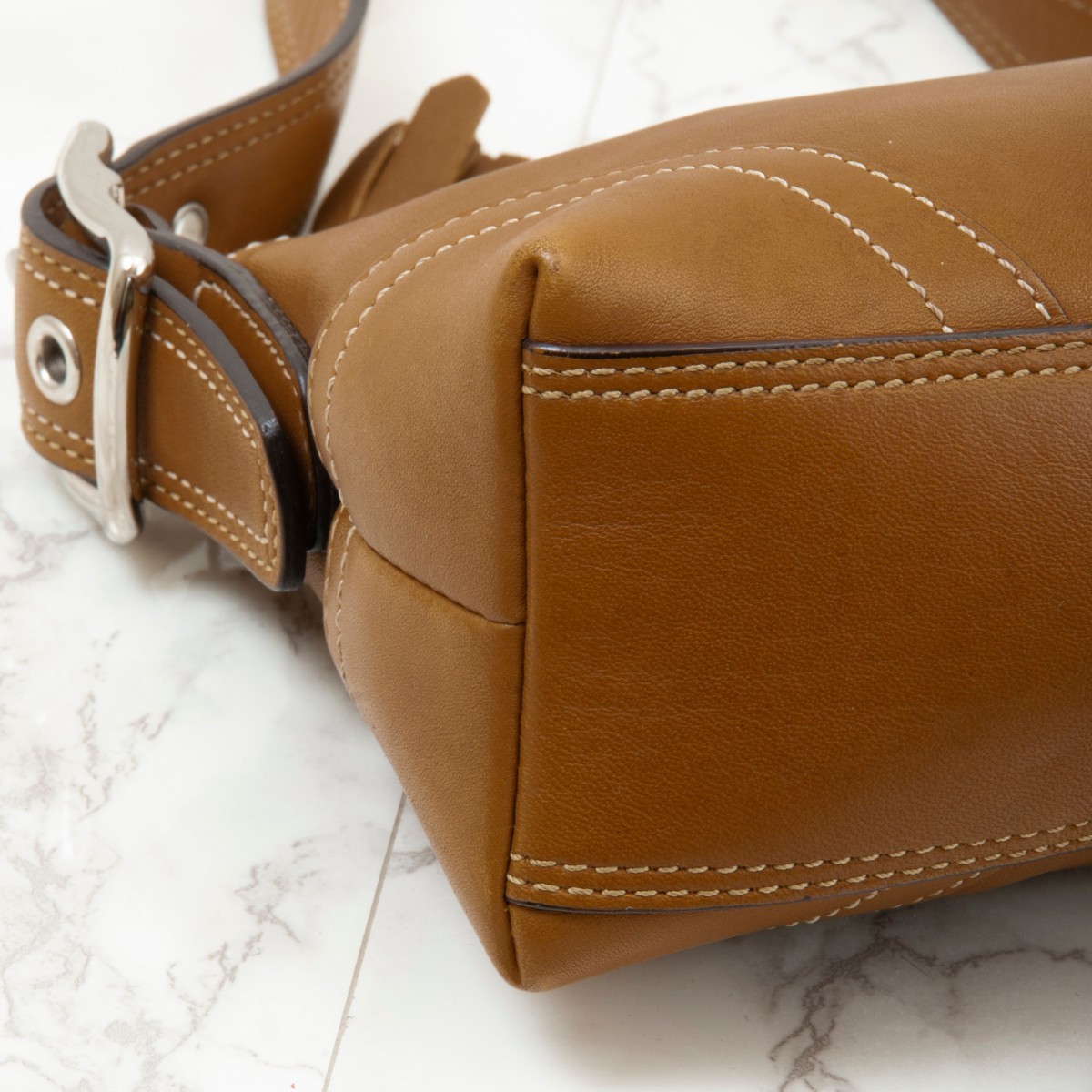 極美品】COACH(コーチ)レザー ワンショルダーバッグ ブラウン 極美品】COACH(コーチ)レザー ワンショルダーバッグ ブラウン