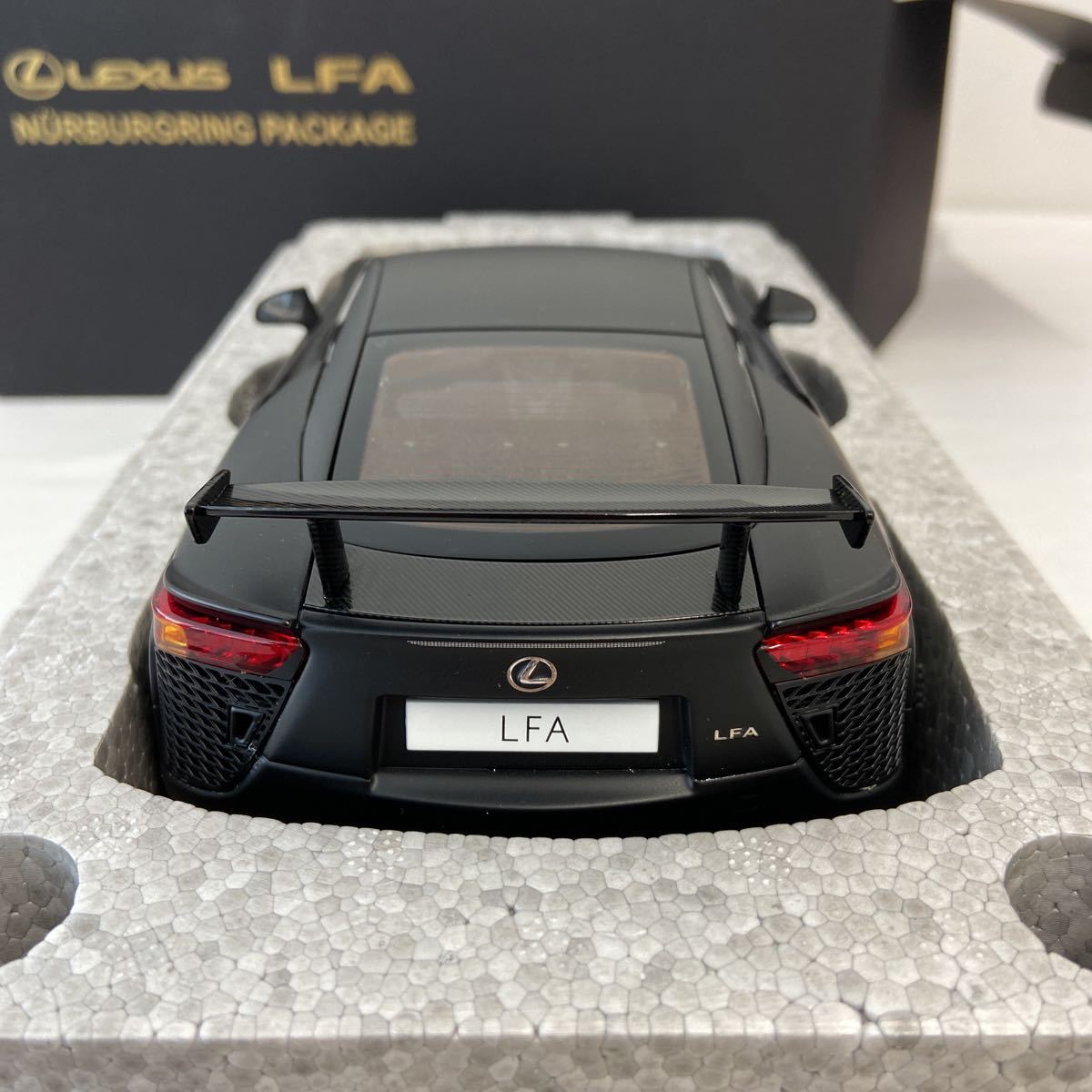 AUTOart 1/18 LEXUS LFA Nurburgring Package Matt Black オートアート レクサス ニュルブルクリンクパッケージ マットブラック ミニカーの画像10