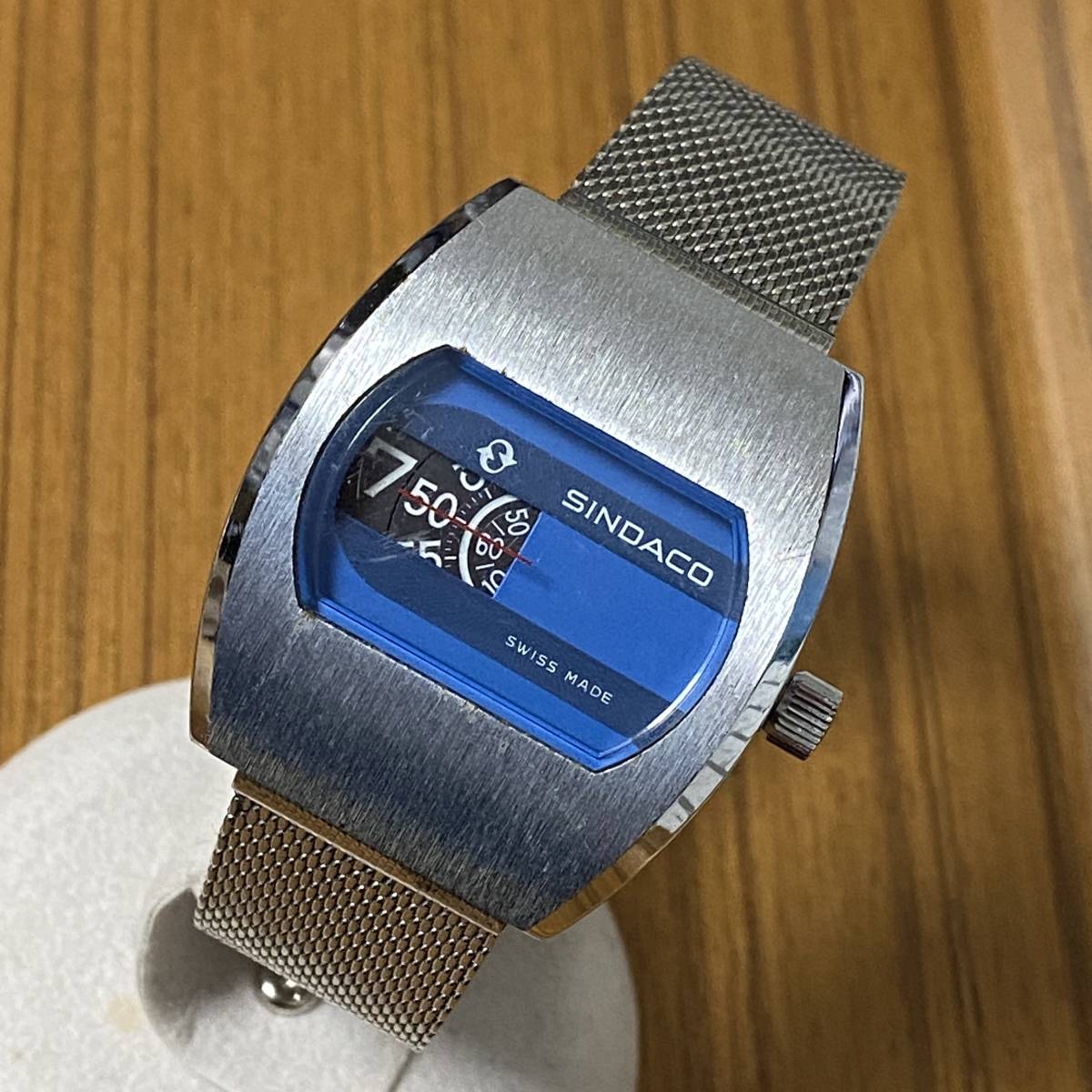 【新発売】 70年代製 【USED】SINDACO Swiss 8222 手巻き腕時計 メンズ用 Made アナログ（手巻き）