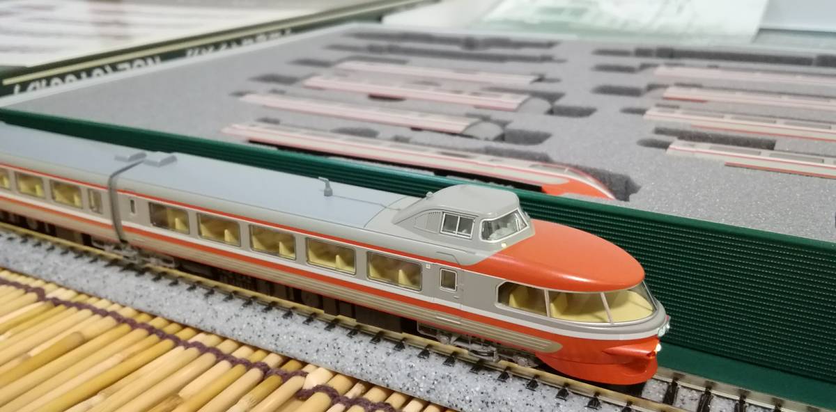 KATO 10-1181 小田急ロマンスカー、NSE(3100形) harpoonharry.com