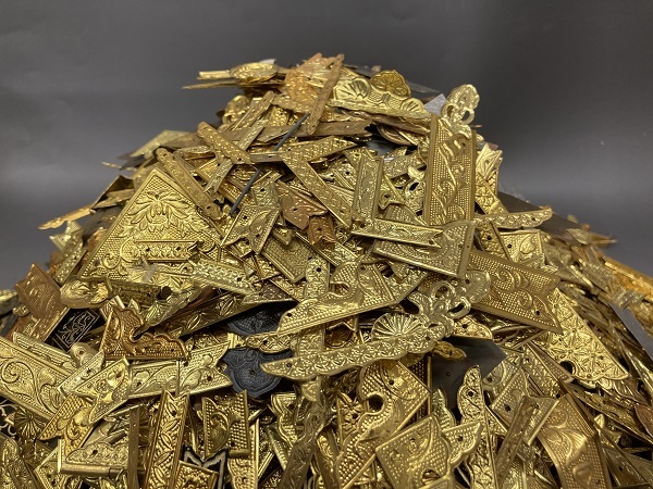 Yahoo!オークション - 錺金具 D 仏教美術 仏壇金具 扉金具 柱 Yahoo!オークション - 錺金具 D 仏教美術 仏壇金具 扉金具 柱