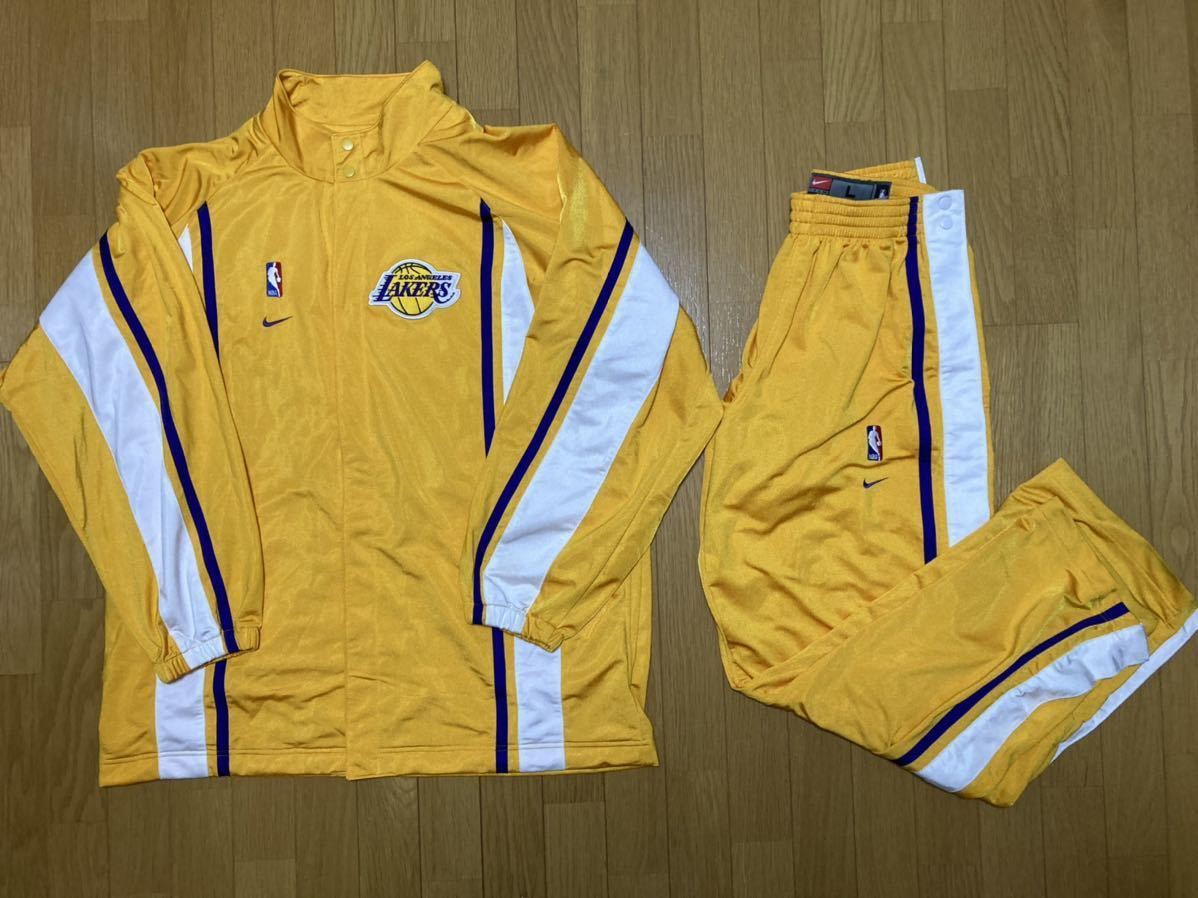 NBA LAKERS レイカーズ KOBE BRYANT コービー セットアップ 上下　ジャージ ユニフォーム NIKE ナイキ L_画像1