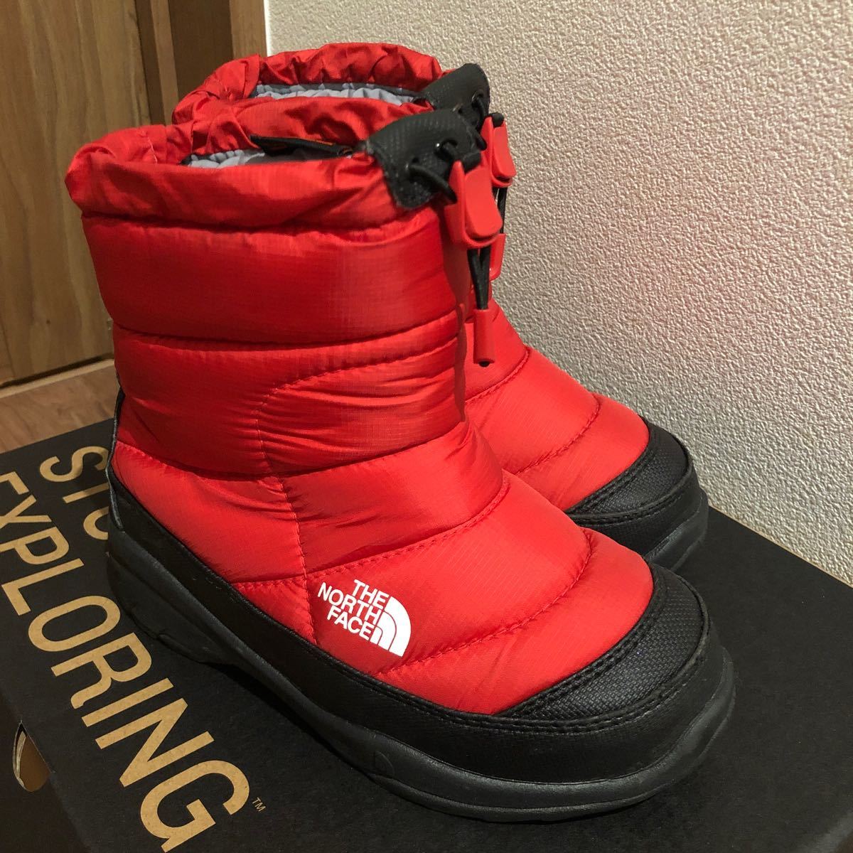 ノースフェイス　ヌプシ スノーブーツ　キッズ　19cm THE NORTH FACE ブーツ 赤　レッド　黒　ブラック　19センチ