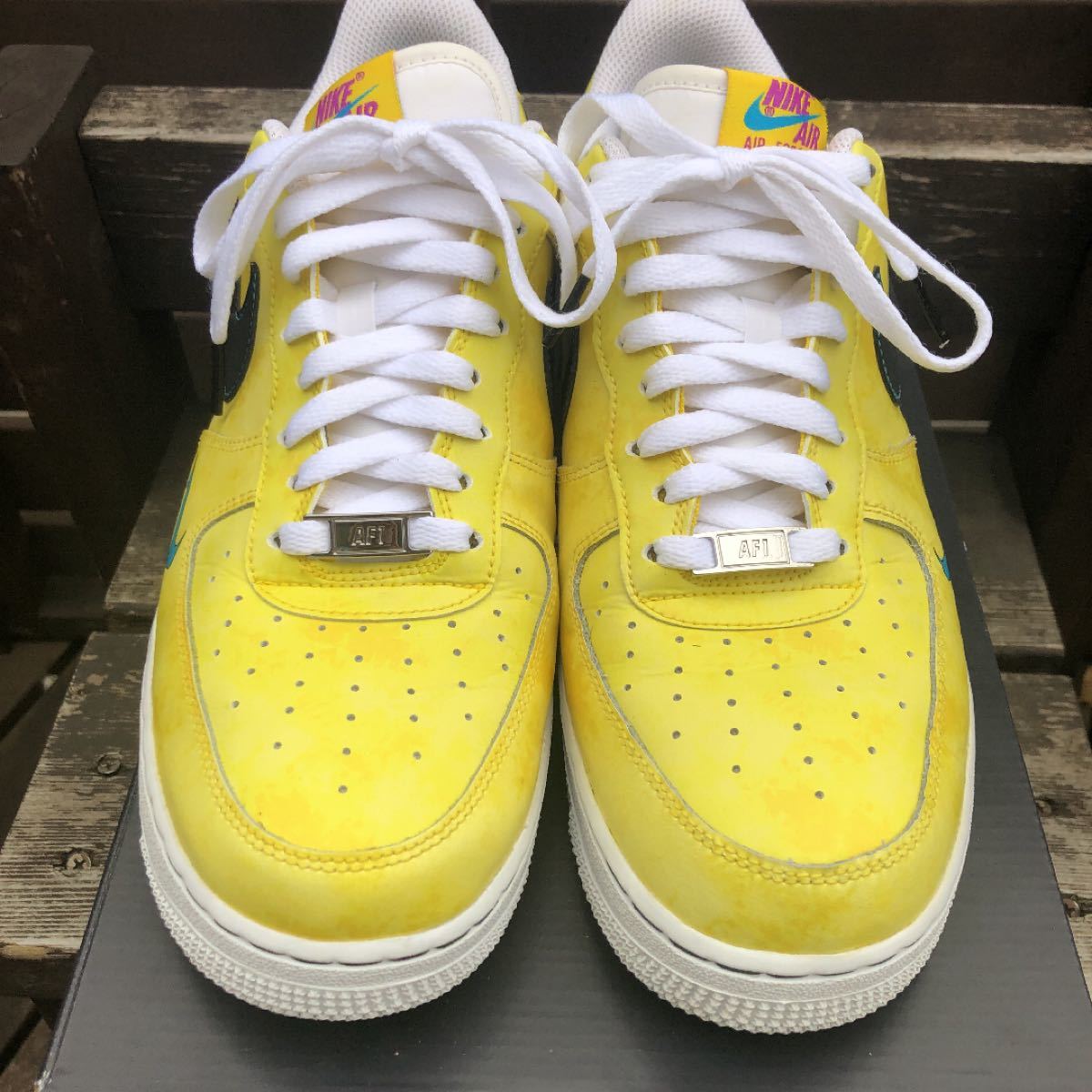 レア NIKE AIR FORCE 1 07 LV8 3 ナイキ エア フォース