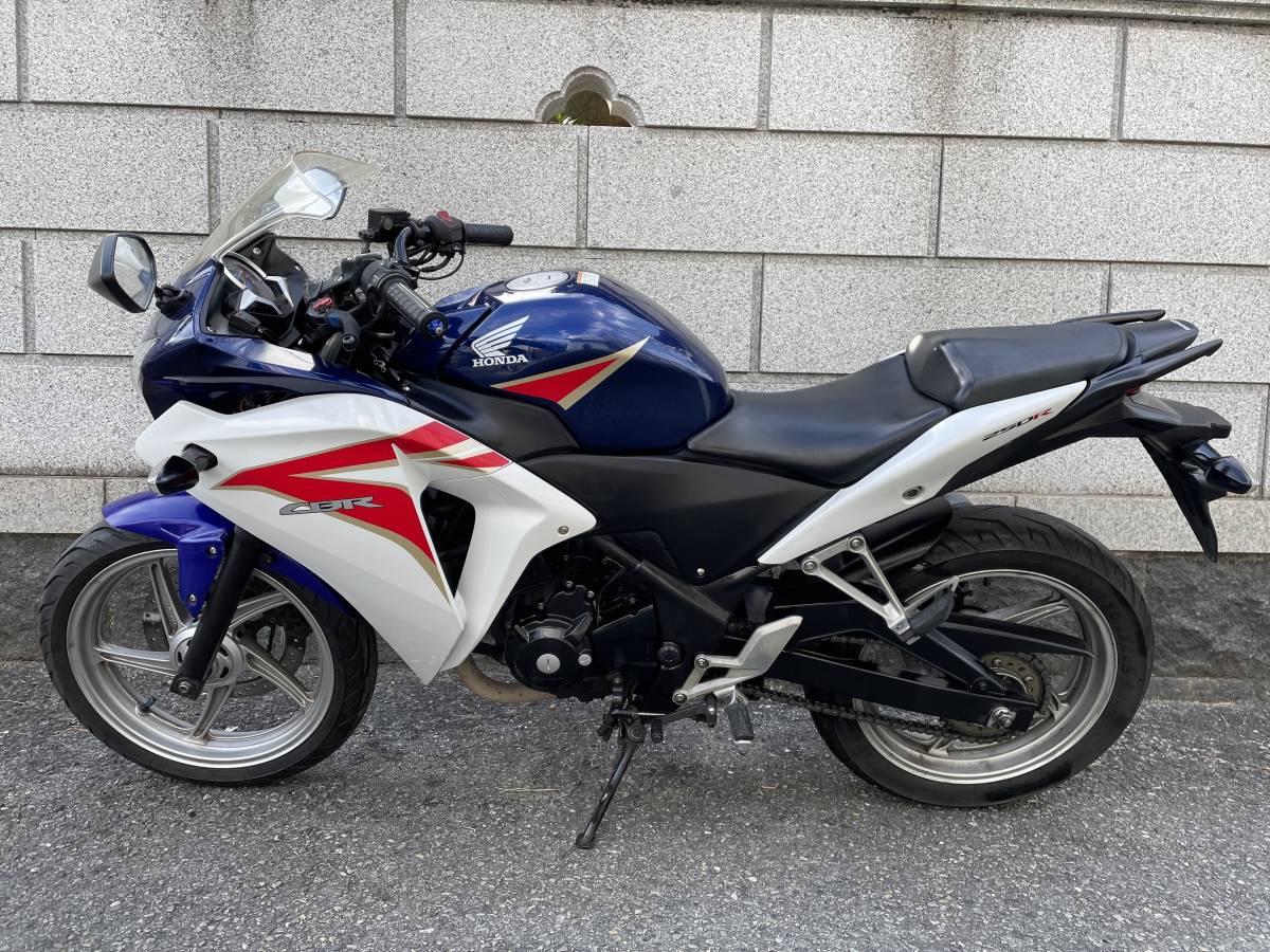 ＣＢＲ２５０Ｒ ＭＣ４１ 書類、鍵付き _画像5