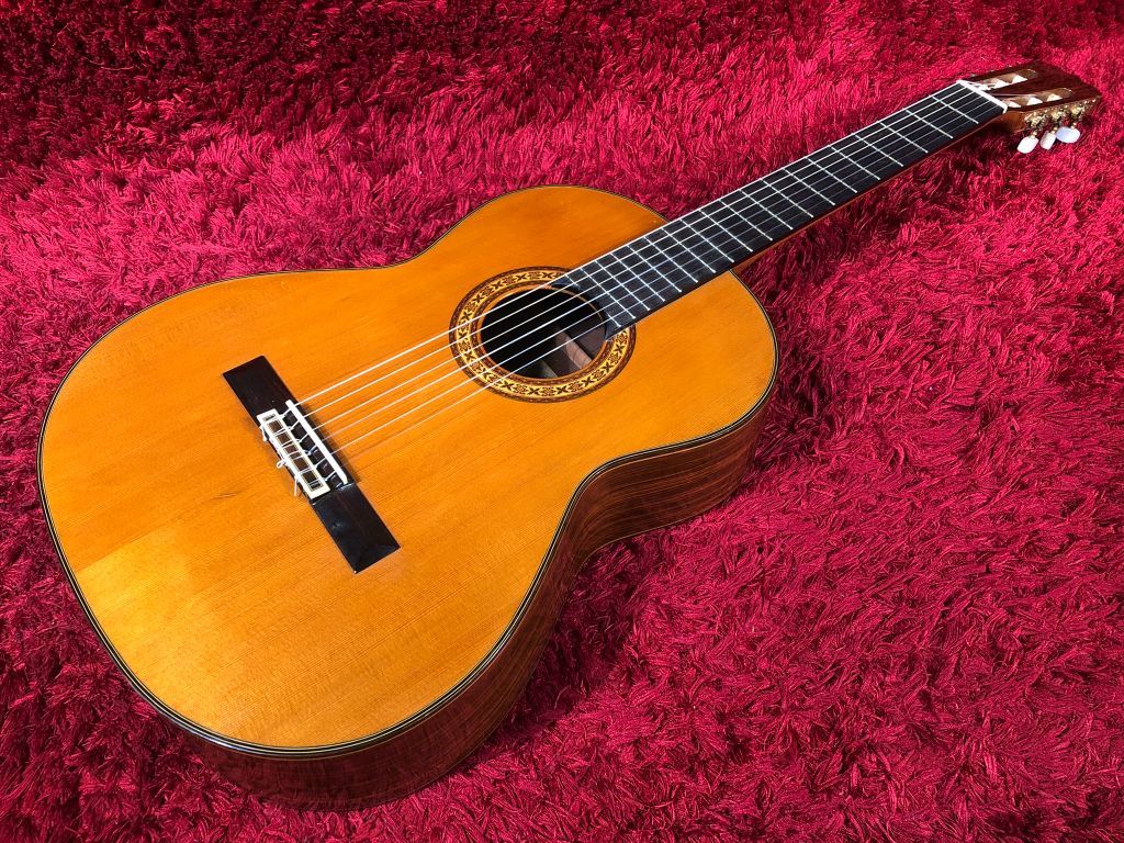 松岡良治 RYOJI MATSUOKA M30 クラシックギター ガットギター ナチュラル ビンテージ 国産 楽器 バンド 弾き語り 動作確認済み