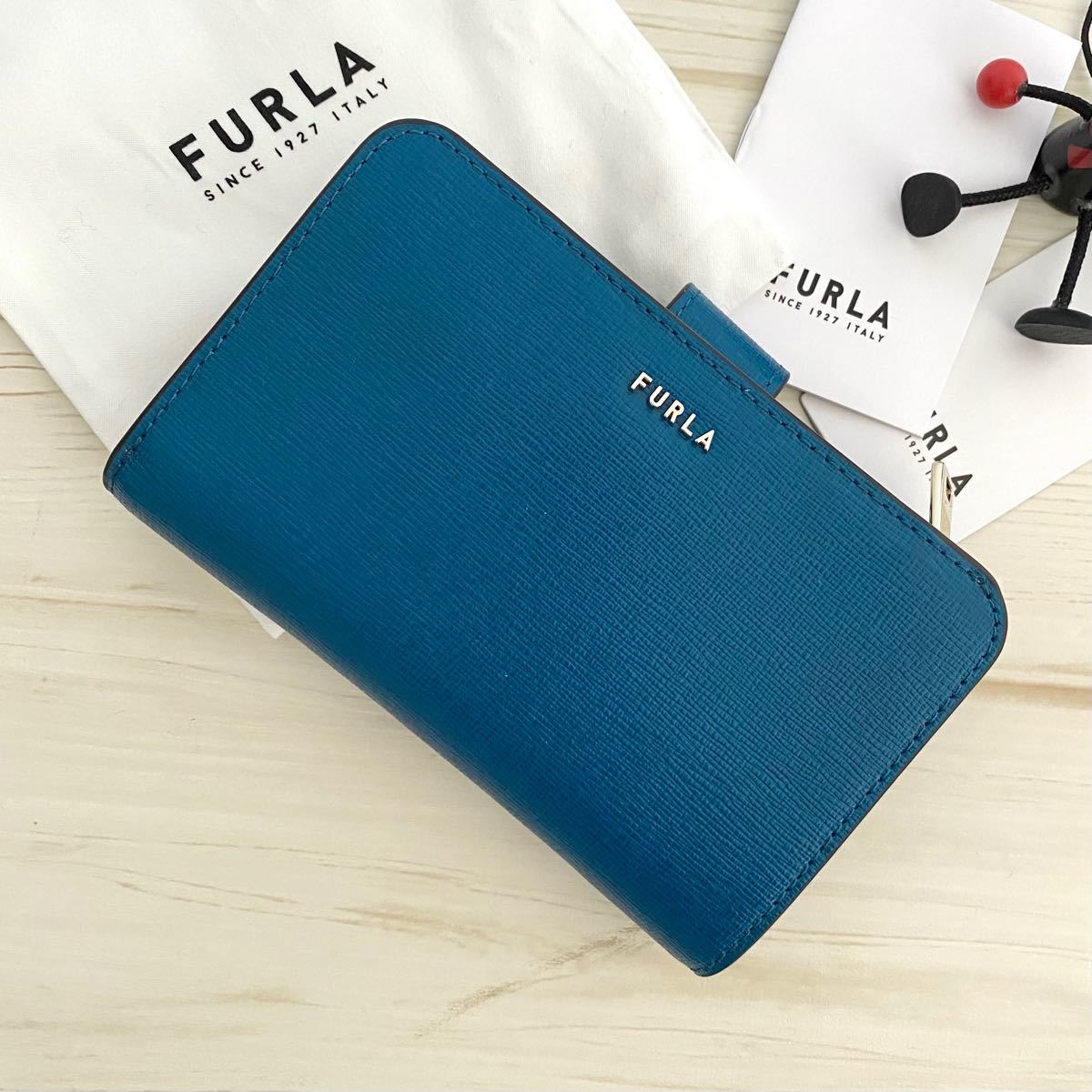 超人気の 完売カラー 新色 ☆残り僅か 新品 ブルーグリーン 折り財布