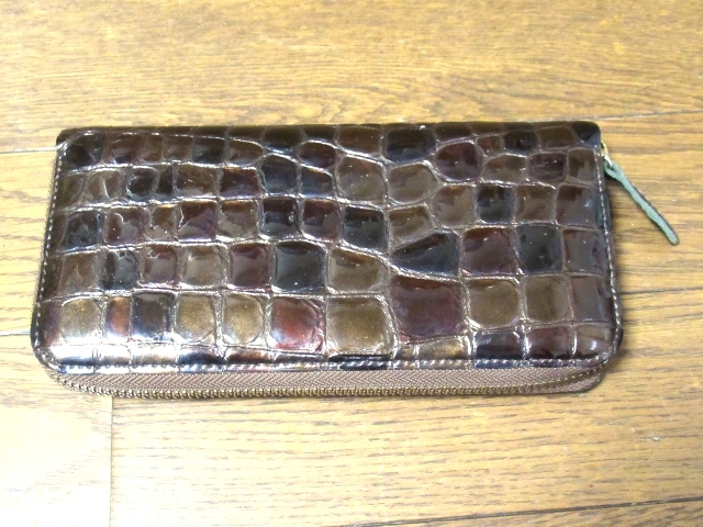 長財布　ウォレット ガラスレザーの長財布 日本製　 中古 _画像2