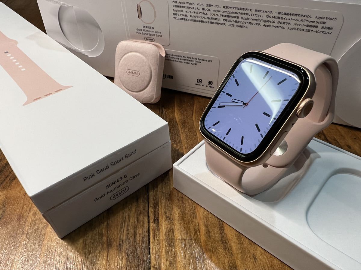 ☆即決 ほぼ未使用 Apple watch Series6 ゴールドアルミニウム GPS