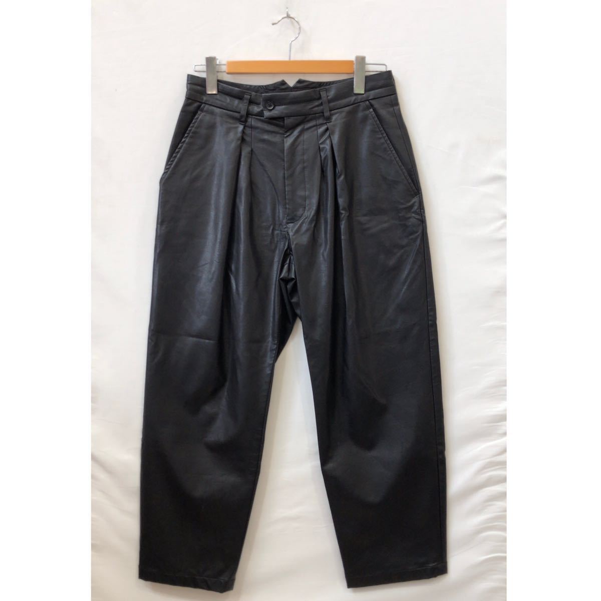 Leather tapered pants レザーパンツ