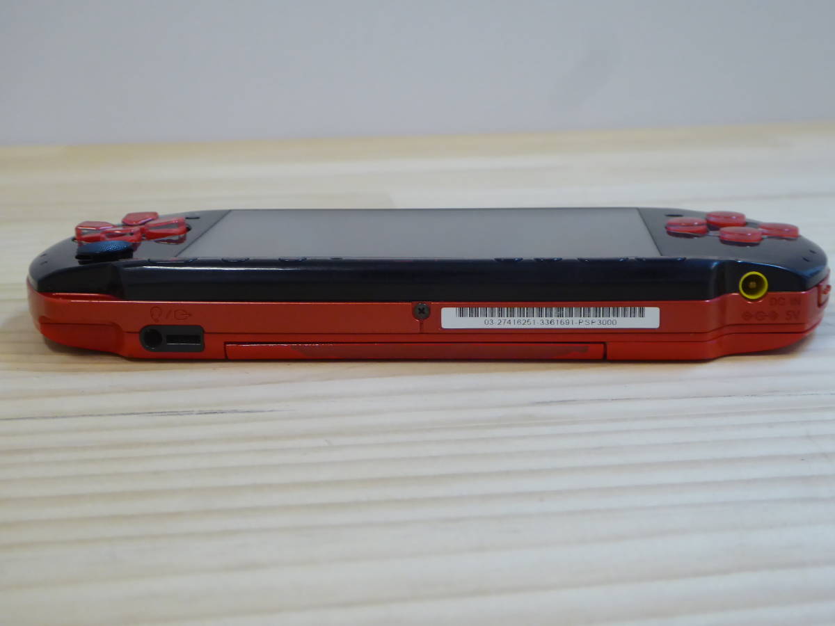 (G06-73) 中古品 SONY PSP 本体のみ PSP3000 ブラック/レッド 動作OK_画像8