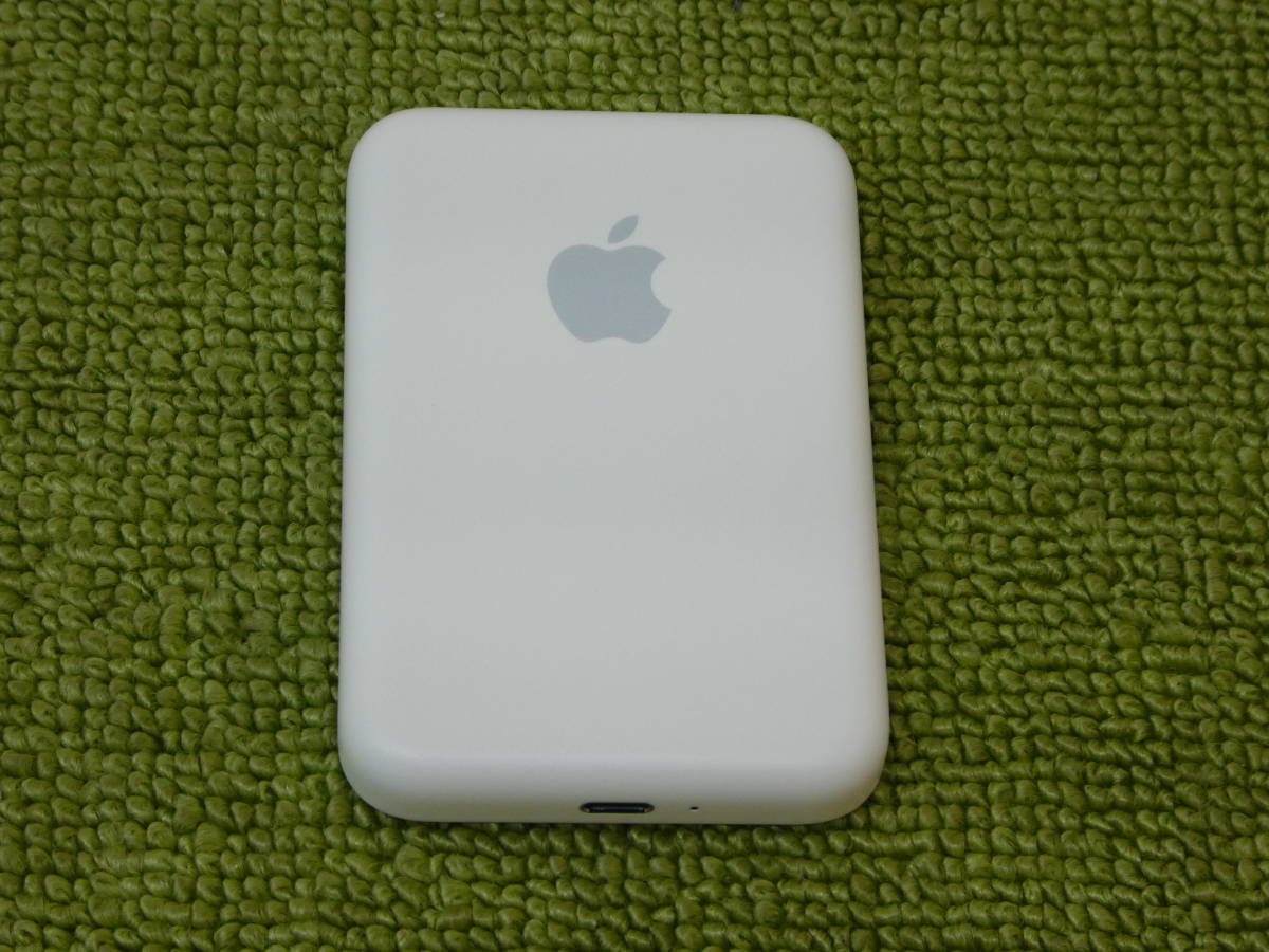 (D61-171) 中古品 Apple iPhone Battery Pack MagSafe バッテリーパック MJWY3ZA/A _画像2