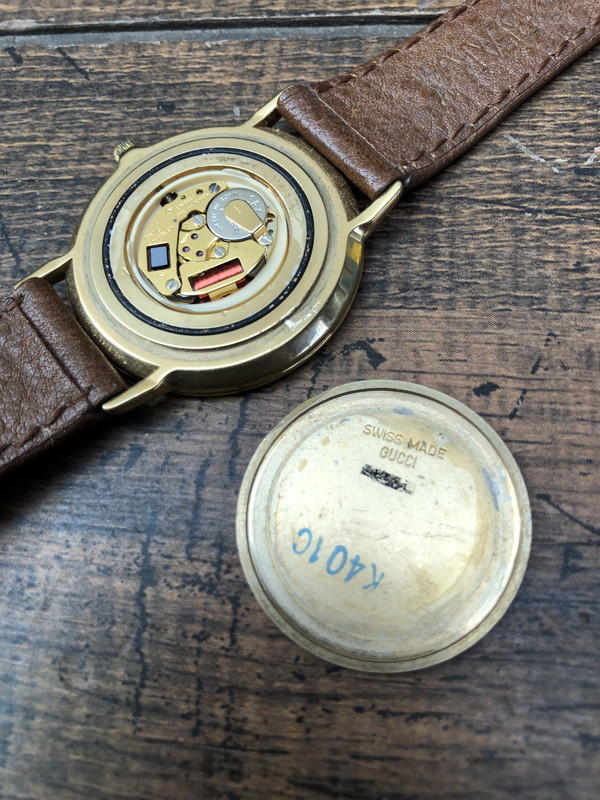 S-197◆1円～◆GUCCI◆メンズ腕時計◆ゴールド文字盤◆スイス製◆グッチ_画像2