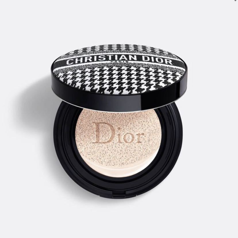 DIOR ディオールスキン フォーエヴァー グロウ ヴェール SPF20 PA 30ml