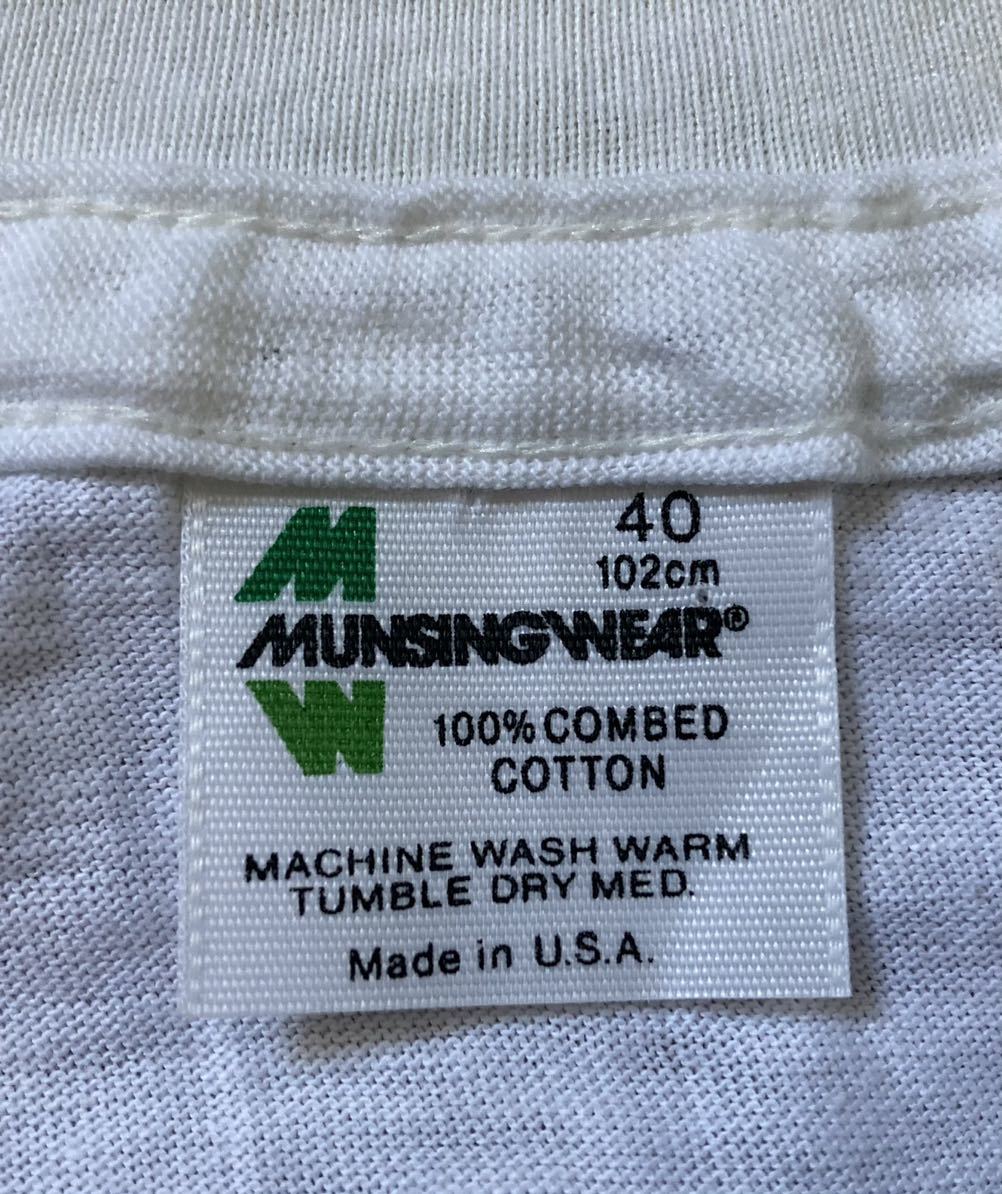 デッドストック マンシングウェアブランド USA製ノースリーブVネックシャツ サイズ表記40 白無地 全体的に保管時の経年染み有り NCNR厳守_画像10