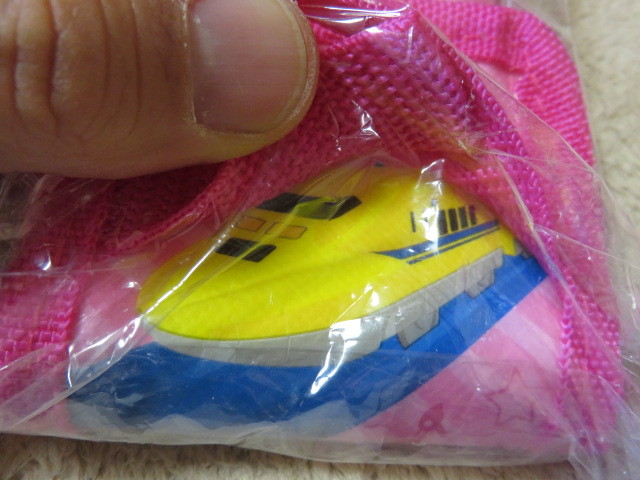 PLARAIL プラレール タカラトミー ペットボトルホルダー CLASS923 Dr.YELLOW ピンク 内側アルミ蒸着 未使用_画像4