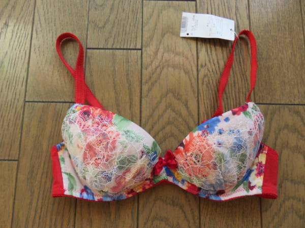 【新品】ワコールBody Conscious花柄ブラジャー B70　赤