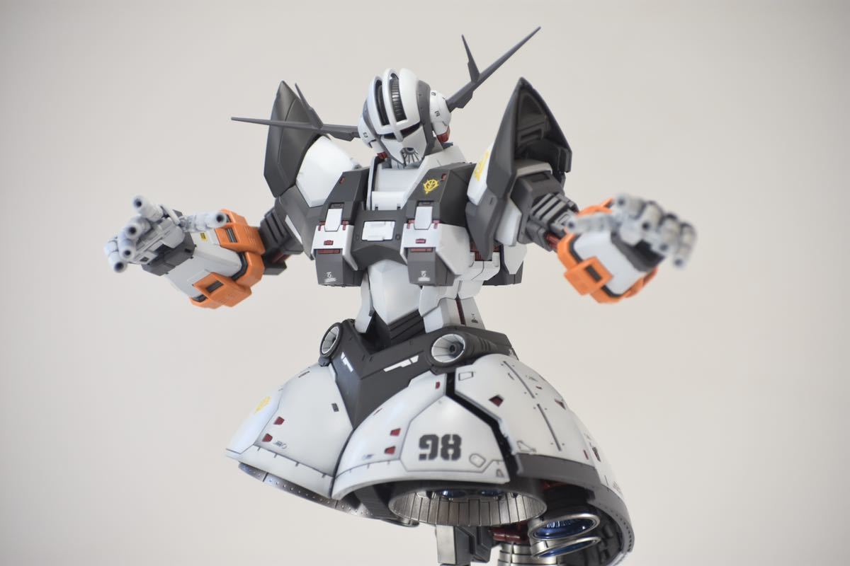 RG ジオング ホワイトカラー 塗装改修品 ガンプラ RG ジオング ホワイトカラー 塗装改修品 ガンプラ