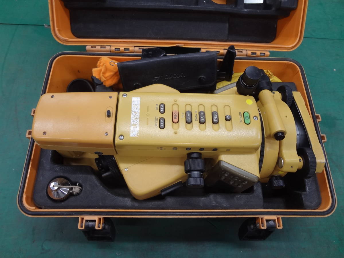 □TOPCON トプコン トータルステーション GTS-320FⅡ 測量機器 □TOPCON トプコン トータルステーション GTS-320FⅡ 測量機器