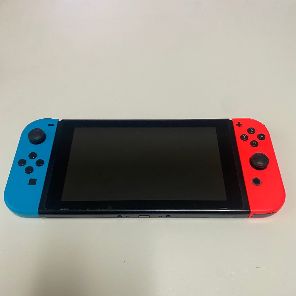 Nintendo Switch 本体