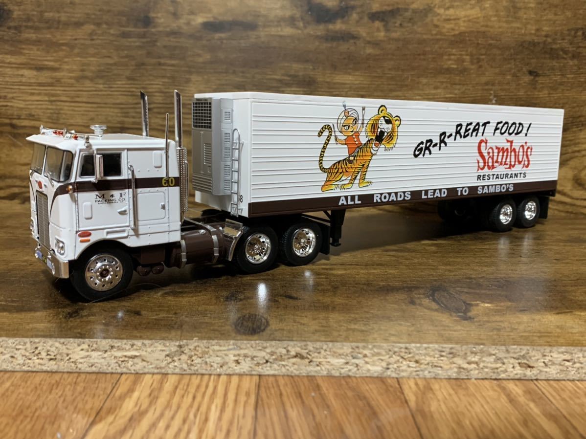 Yahoo!オークション - 激レア 1/43 Peterbilt352 トレーラー Yahoo!オークション - 激レア 1/43 Peterbilt352 トレーラー
