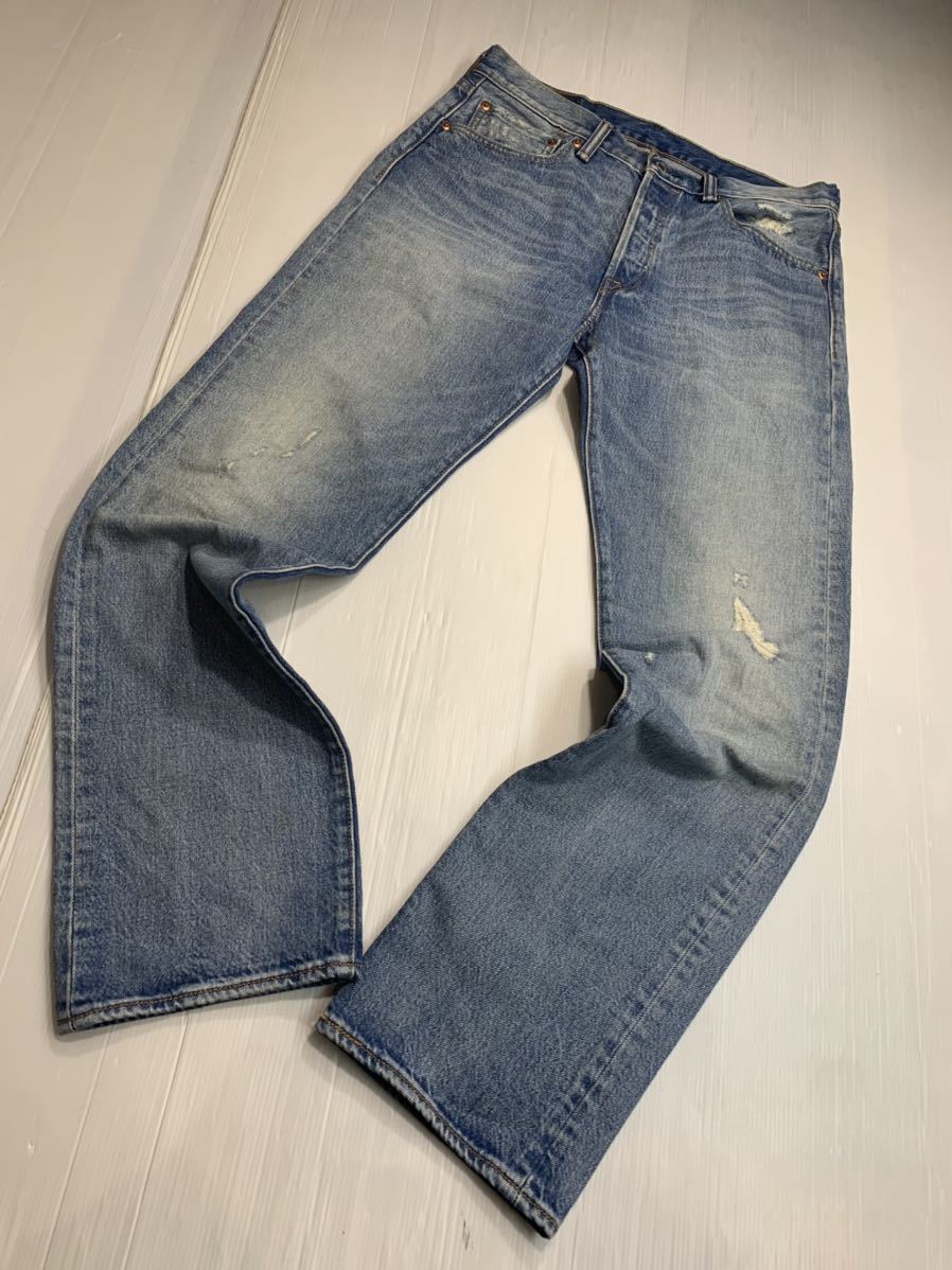 Levi's リーバイス　501 色落ち&クラッシュ　ヴィンテージ 加工デニム ストレートジーンズ　パンツ　W32L32約84cm_画像3