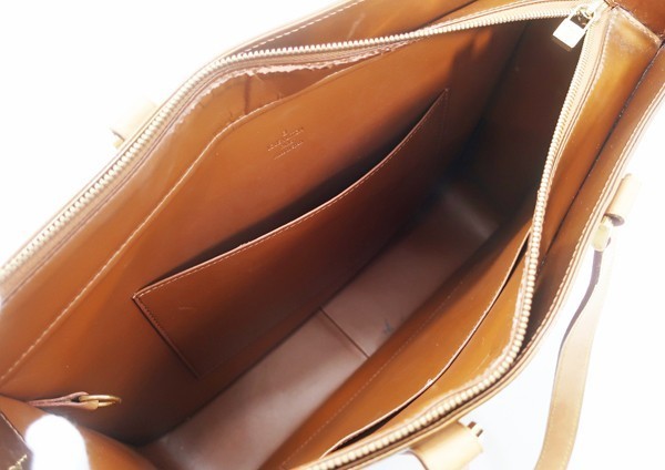 LOUIS VUITTON ヴェルニ モノグラム コロンバス ハンドバッグ