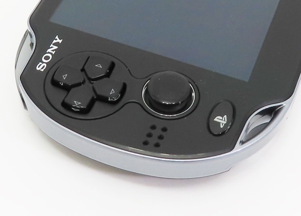 【SONY ソニー】PS Vita Wi-Fiモデル 討鬼伝 鬼柄モデル + メモリーカード8GB PCH-1000