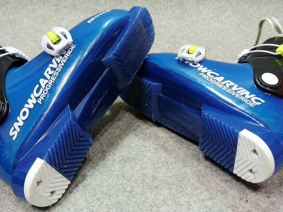 スノーカービング SNOWCARVING MOVE2 Jr スキーブーツ USED美品 スノーカービング SNOWCARVING MOVE2 Jr スキーブーツ USED美品