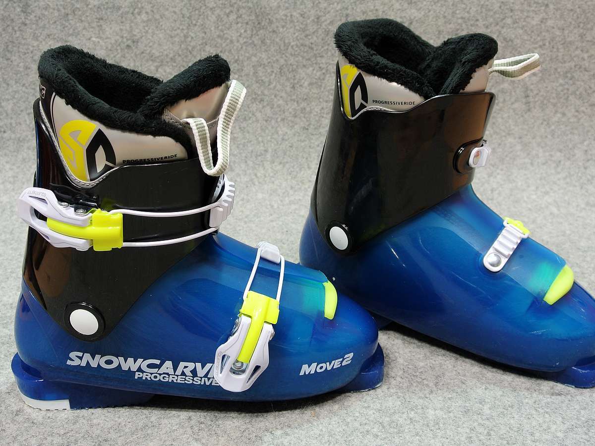 PayPayフリマ｜スノーカービング SNOWCARVING MOVE2 Jr スキーブーツ 