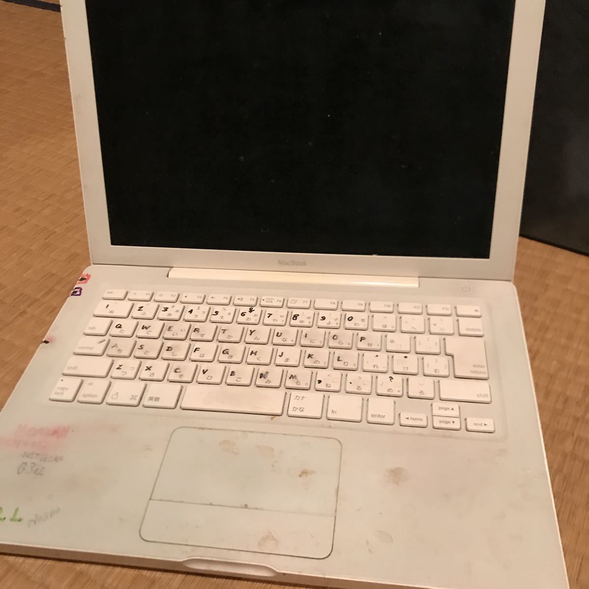 MacBook модель A1181