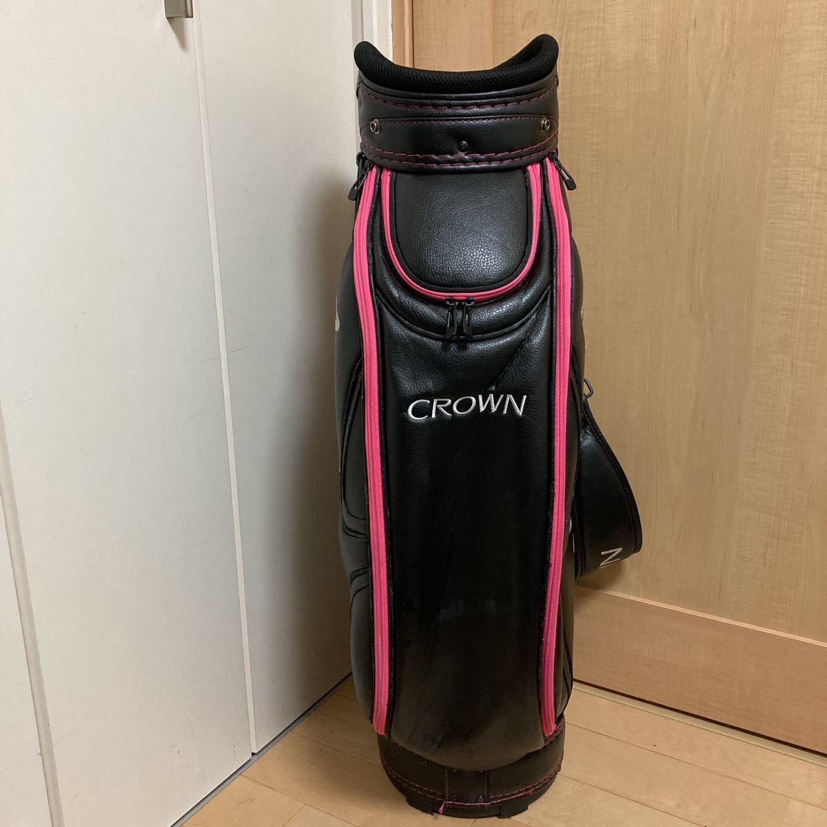 Yahoo!オークション - 1円~ 非売品 クラウン キャディバッグ Yahoo!オークション - 1円~ 非売品 クラウン キャディバッグ