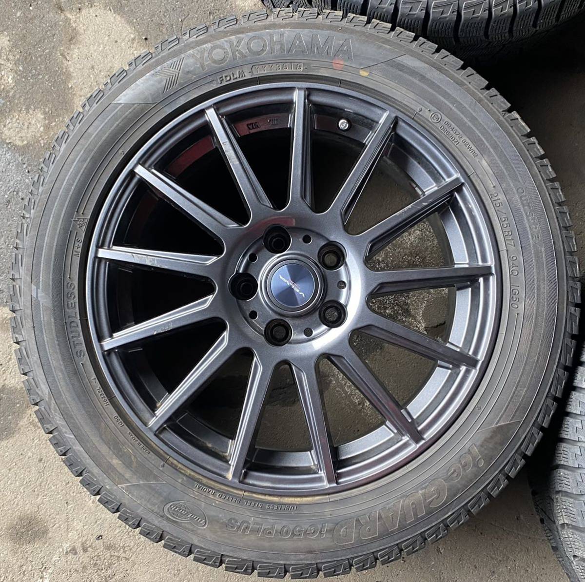 深溝　送料無料　215/55R17 94Q（YOKOHAMA）ice GUARD iG50PLUS アルミホイール付き　PCD114.3 17×7J IN40 ハブ径73 4穴　C.201_画像4