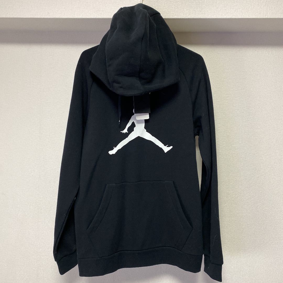 新品NIKEナイキジョーダン ジャンプマン ロゴ プルオーバー 新品NIKEナイキジョーダン ジャンプマン ロゴ プルオーバー