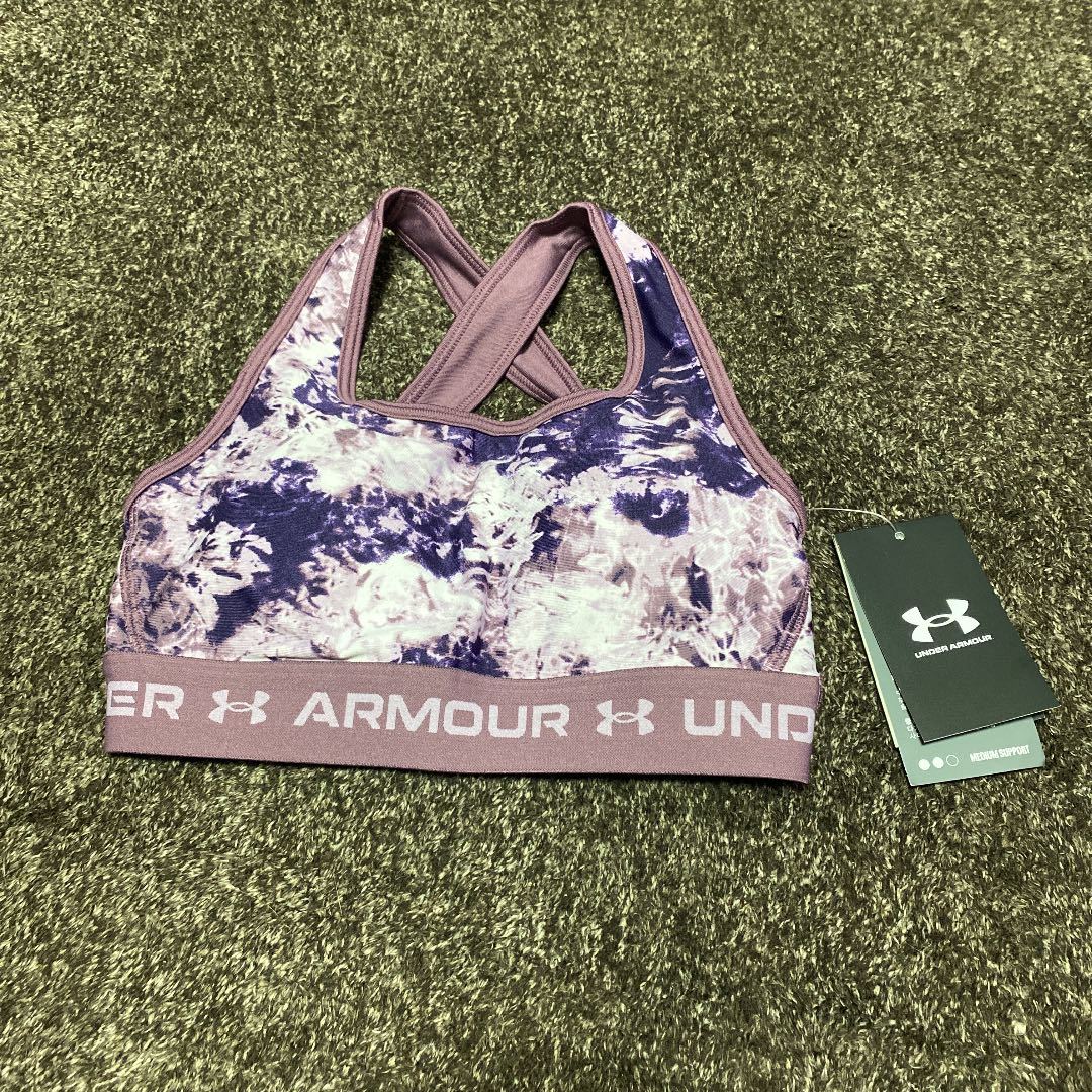 新品タグ付き　アンダーアーマークロスバックブラ ミッドプリント トレーニング ヨガ・ジム　UNDER ARMOUR スポーツブラ