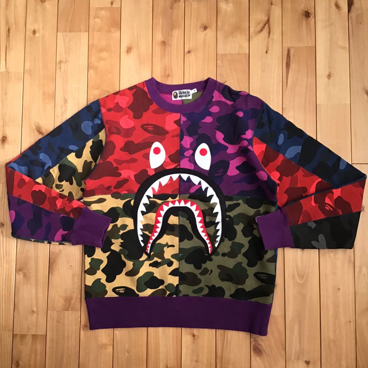 mix camo シャーク 長袖スウェット Mサイズ a bathing ape BAPE shark crew neck sweat エイプ ベイプ アベイシングエイプ 迷彩 crazy fc5