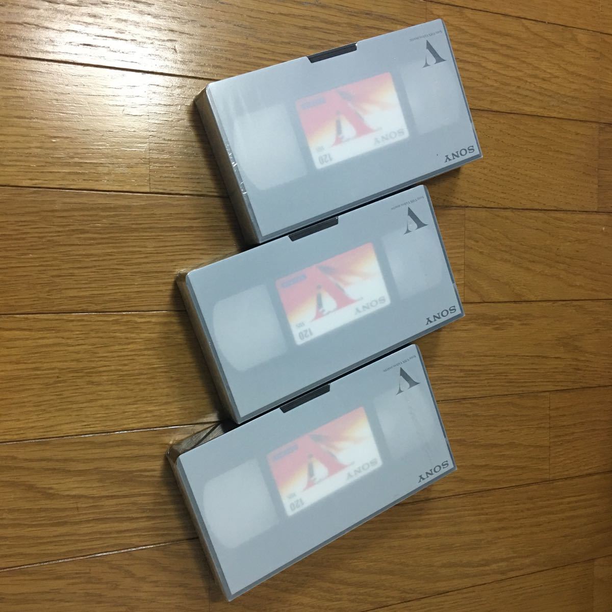 PayPayフリマ｜SONY S-VHS ビデオカセットテープ 120分 3本