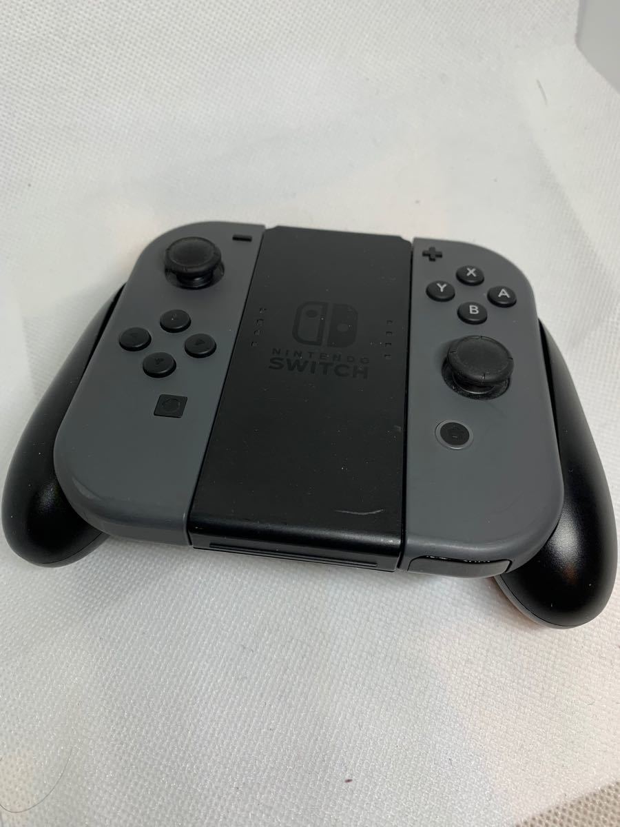 Nintendo Switch Joy-Con (L)/(R) セット「グリップとストラップ 付き」　中古品