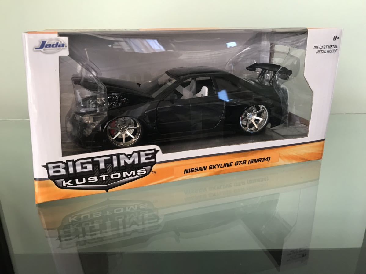 送料無料 1/24 日産 スカイライン GT-R R34 ミニカー JADA TOYS NISSAN SKYLINEの画像1