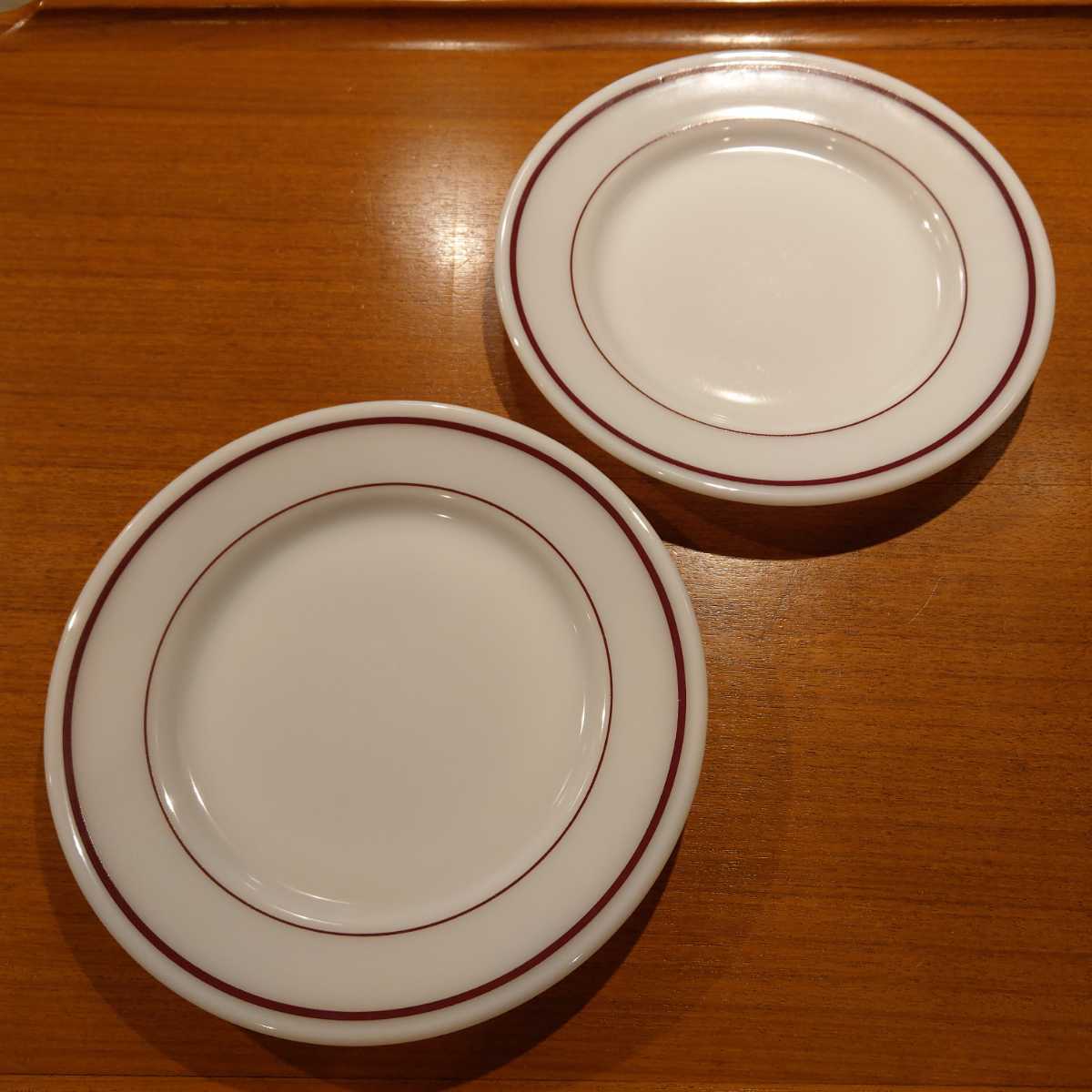 未使用ストック 2枚組 オールドPYREX マルーンバンド 9インチ ディナープレート① corning Fireking パイレックス|Yahoo!フリマ(旧PayPayフリマ) 未使用ストック 2枚組 オールドPYREX マルーンバンド 9インチ ディナープレート① corning Fireking パイレックス|Yahoo!フリマ(旧PayPayフリマ)