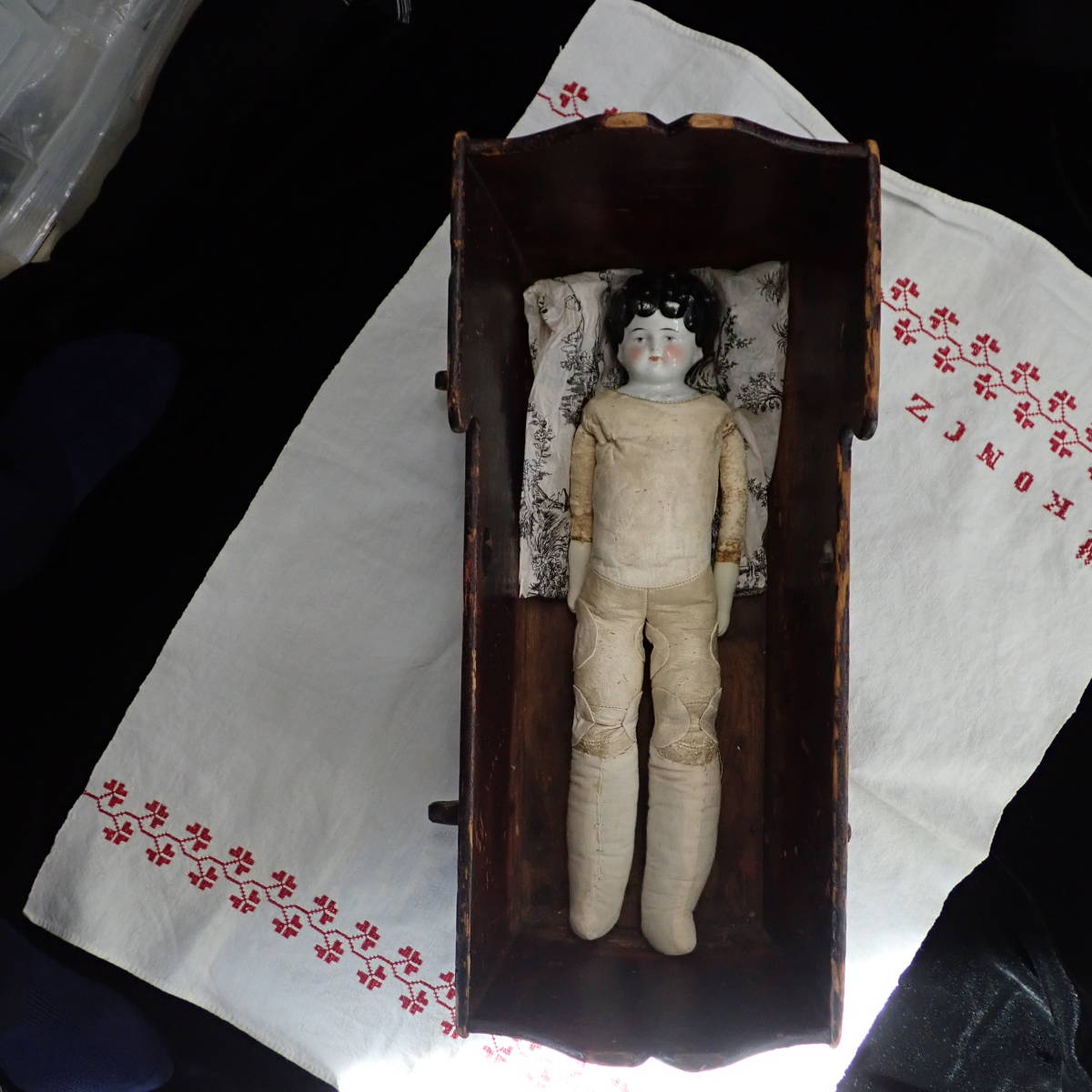 Yahoo!オークション - 人形 アンティーク チャイナヘッド ドール 木製