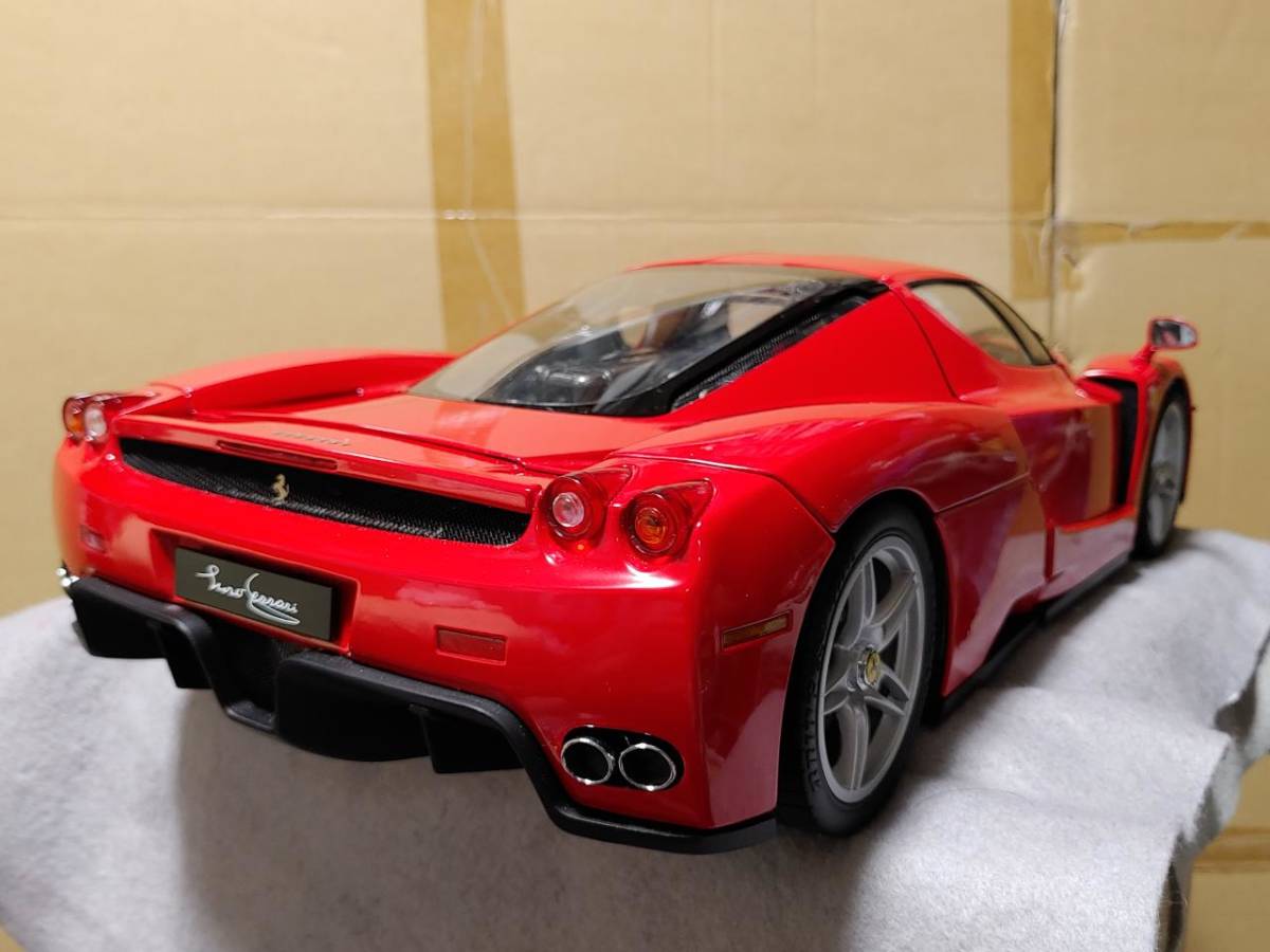 デアゴスティーニ 1/10 エンツォフェラーリ Enzo Ferrari 完成品 組立 
