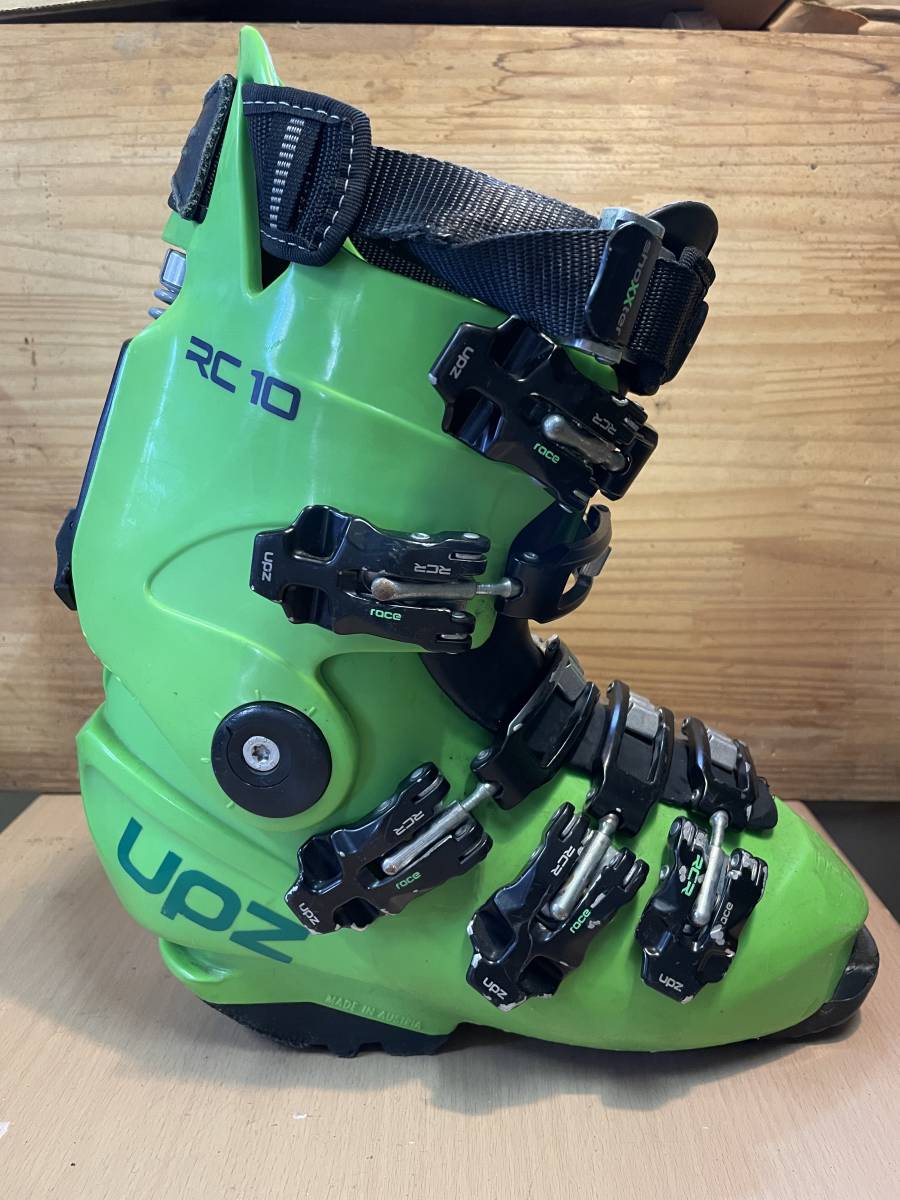 Yahoo!オークション - UPZ RC10 ハードブ-ツシェル 287mm 中古