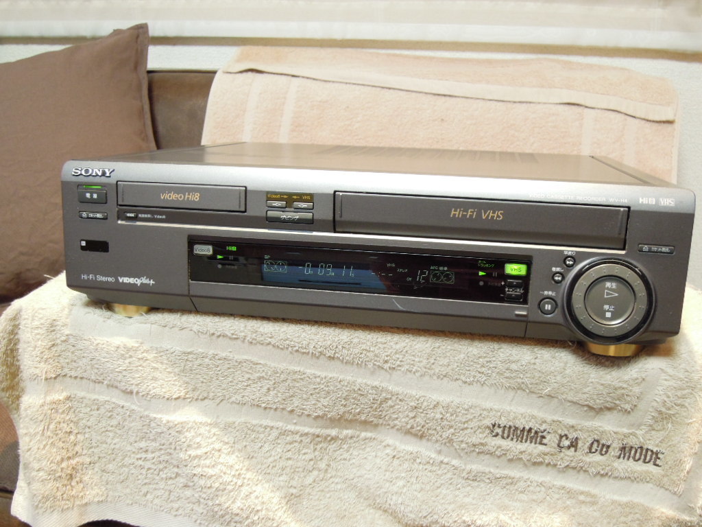 SONY　HI8　VHSビデオデッキ WV-H4 動作美品_画像2