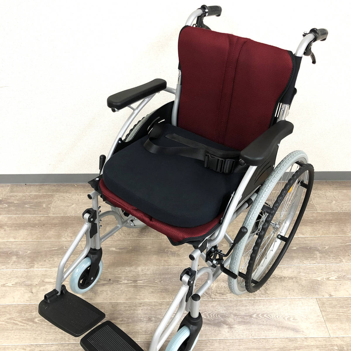 HOT在庫】 ケアテックジャパン☆自走式車椅子ハピネス☆CA-10SU