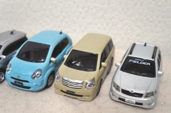 プルバックミニカー 5台セット ドライブタウン ダイハツcoo トヨタ ist ノア カローラフィールダー パッソ_画像3