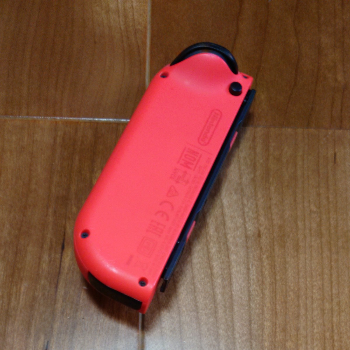 正常品　 Nintendo Switch ジョイコン Joy-Con ネオンレッド