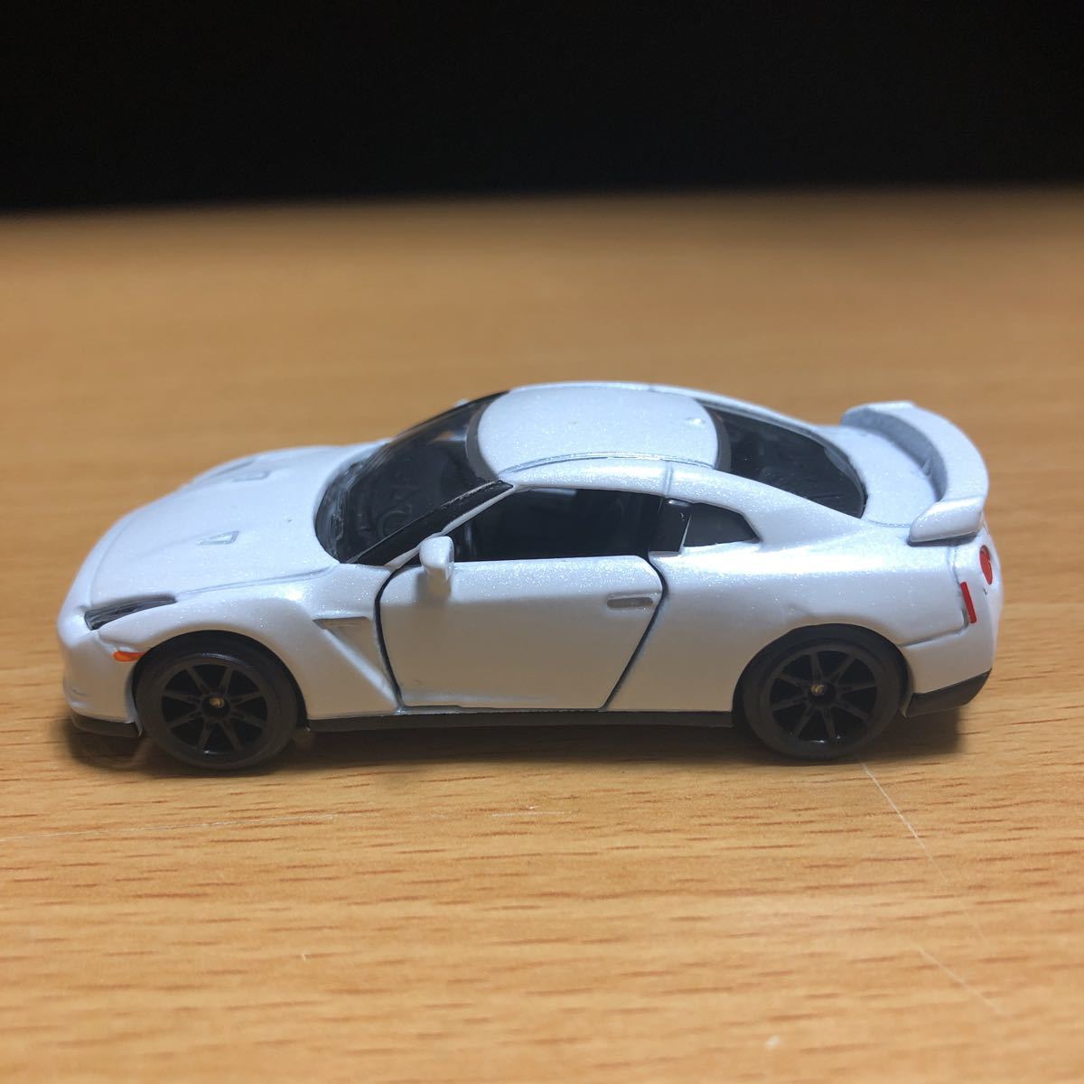 マジョレット 日産 GTR ホワイト　ルース品_画像2